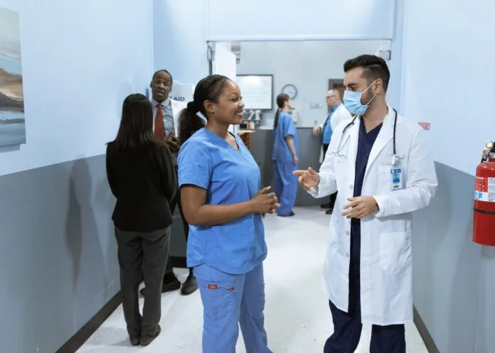 Harkness Fellowship 2027/28 for Midcareer Professionals (Research Funding and Stipend)
