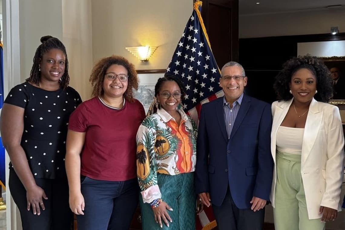 Young Leaders of the Americas Initiative 2026 for Emerging Entrepreneurs (Networking Opportunities)