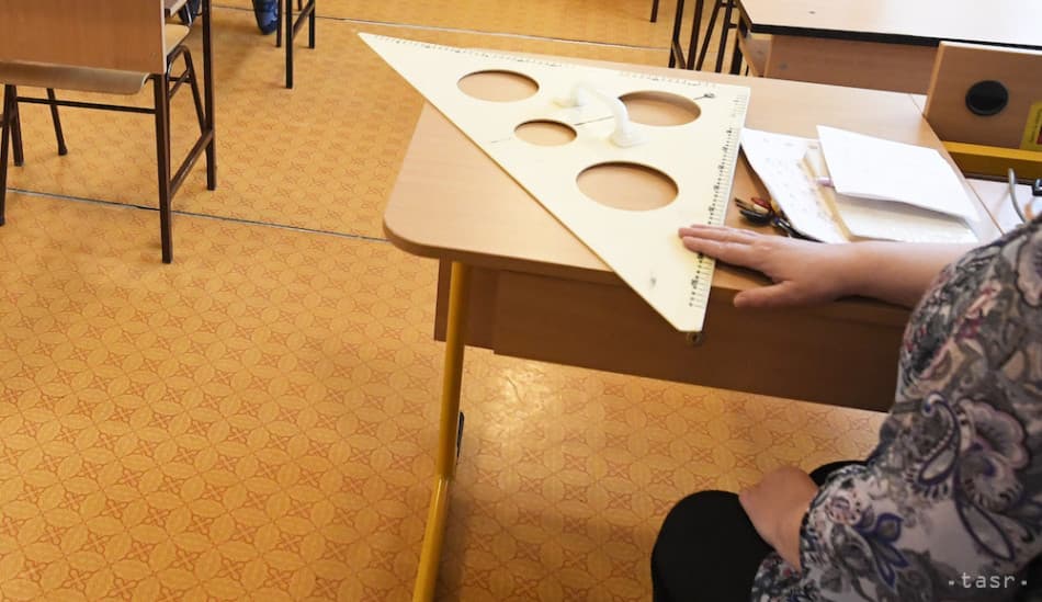 Študujem doma, Slovensko ma odmení 2026/2027 for Slovak Students (Up to €12,000 Scholarship)